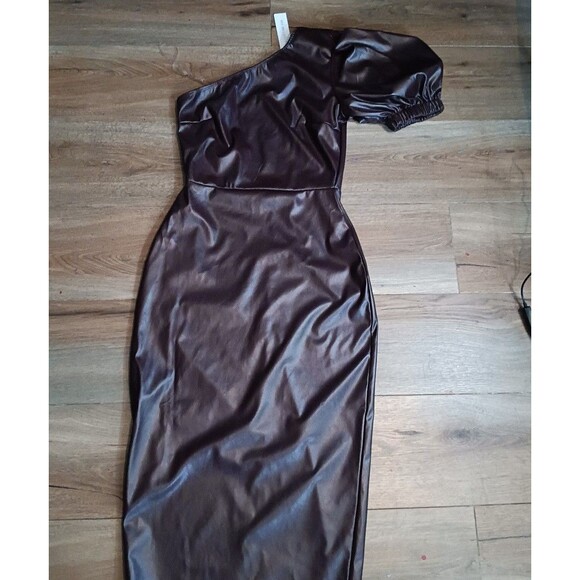 Brown dress - Picture 1 of 3